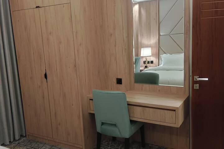 Room 15 of 39