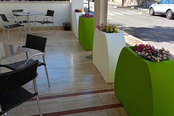 Terrace/Patio 8 of 8