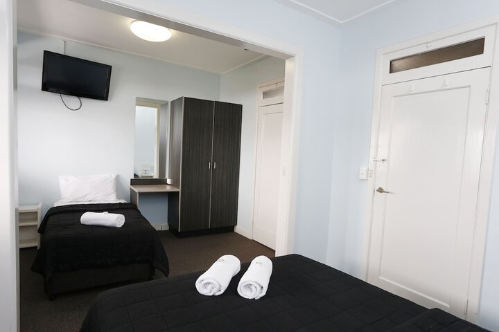 Room 28 of 58