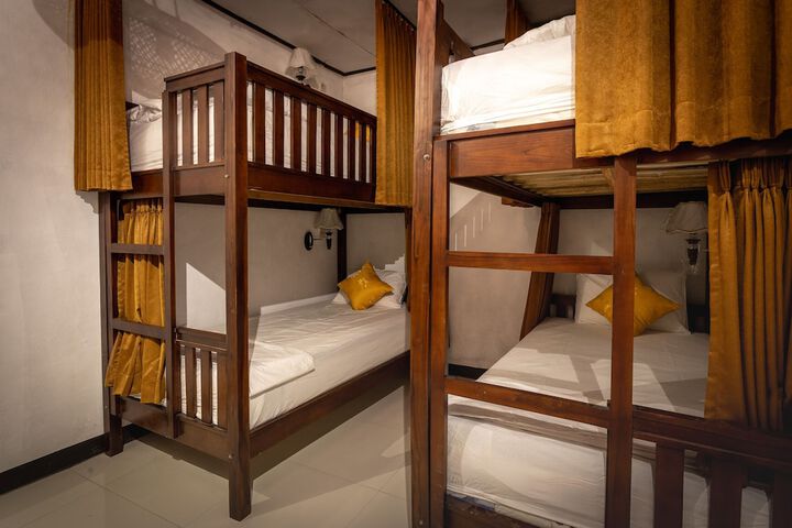 Room 5 of 41