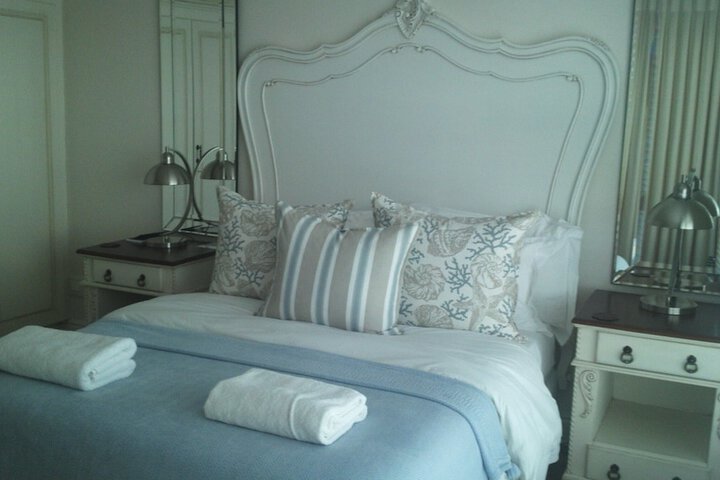 Room 8 of 52