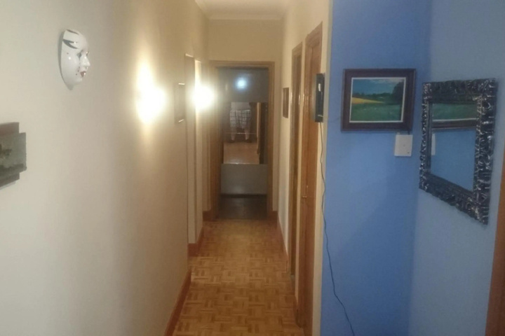 Room 7 of 10