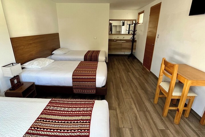 Room 10 of 48