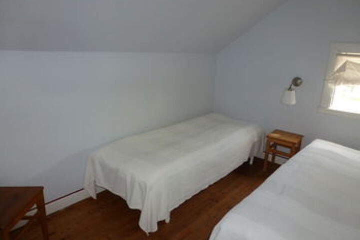 Room 41 of 62