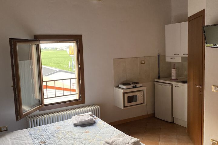 Room 9 of 57