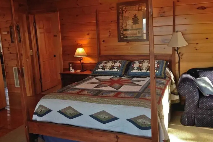 Room 2 of 21