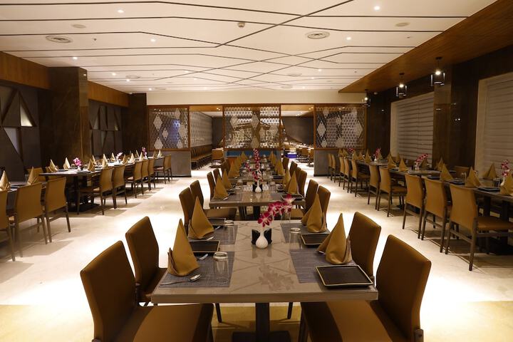 Dining 87 of 118