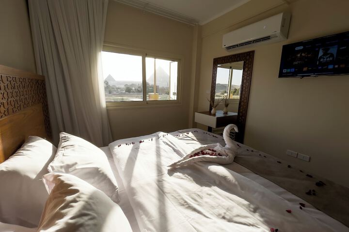 Room 26 of 74