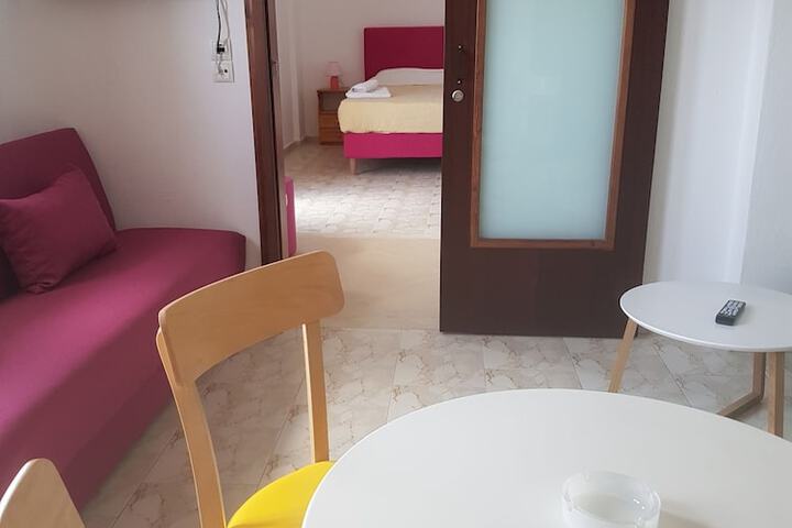 Room 78 of 157