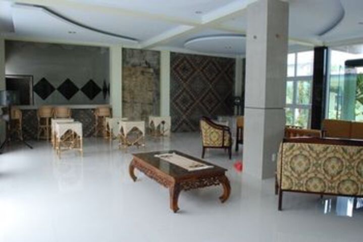 Hotel Interior 21 of 32