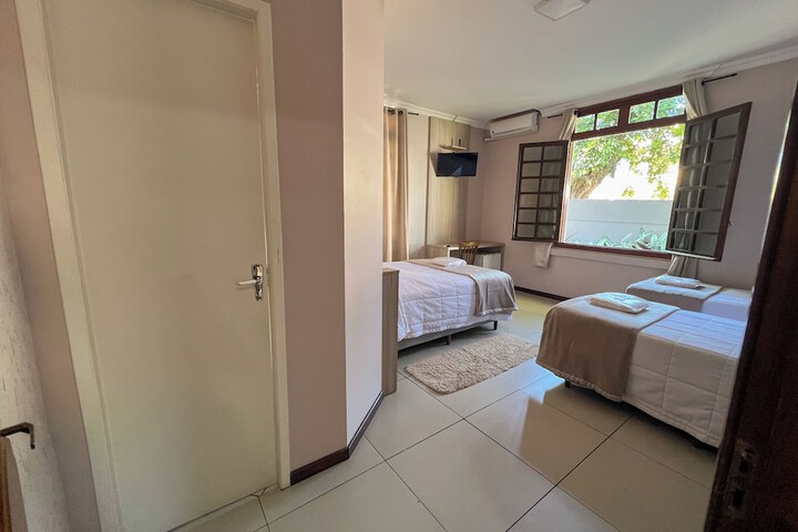 Room 81 of 206
