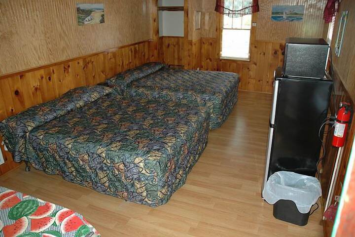Room 14 of 93