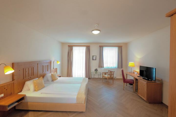 Room 13 of 59