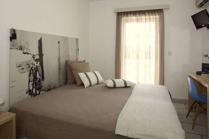 Room 12 of 60