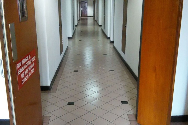 Ballroom/Hall 36 of 43