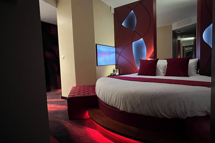 Room 7 of 53