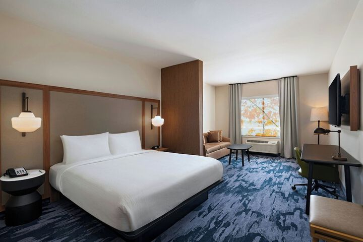 Room 8 of 21