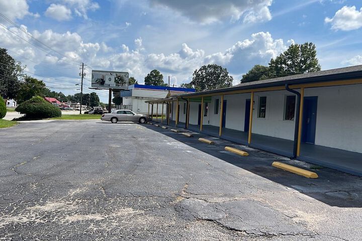 Property Grounds 15 of 16