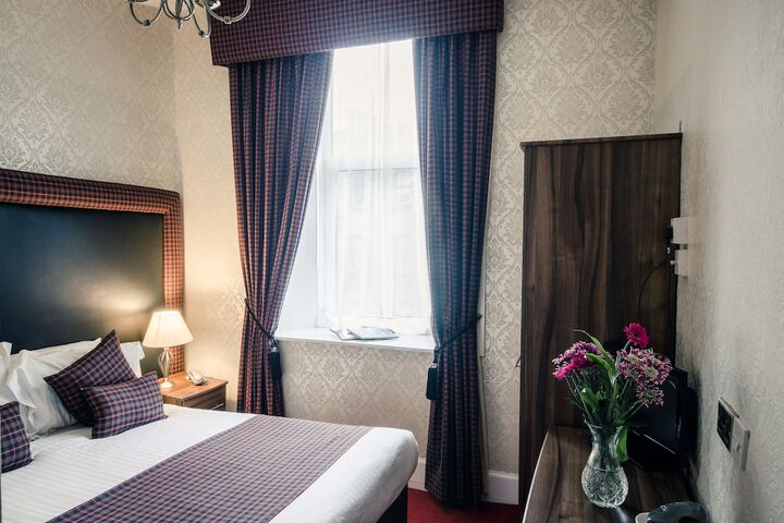 Room 20 of 91