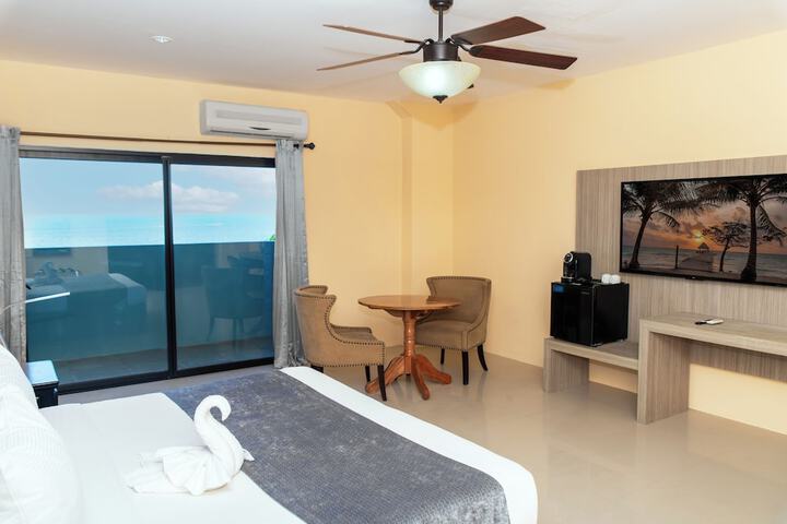 Room 2 of 22