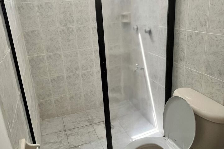 Room 76 of 108