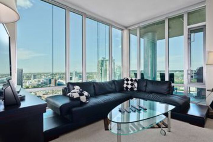 Vetro by O Hotel Suites