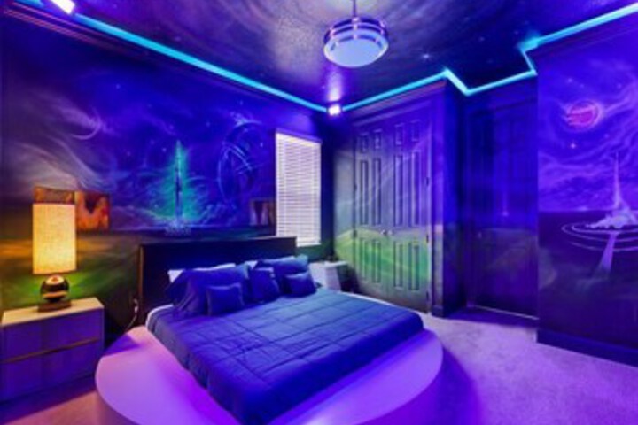 Room 44 of 51