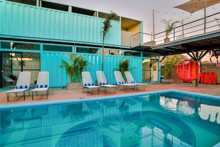 Pool 43 of 122