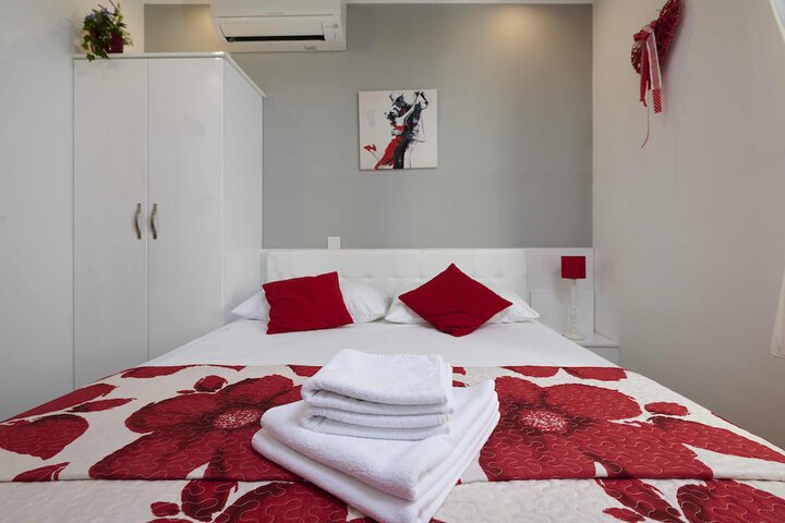 Room 20 of 84