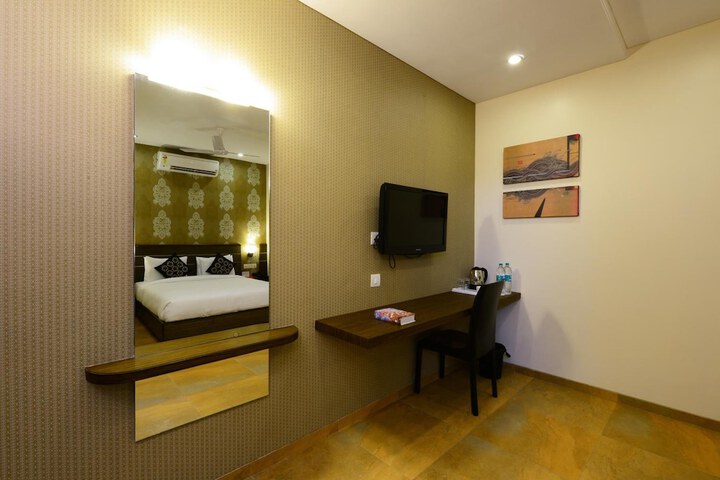 Room 16 of 45