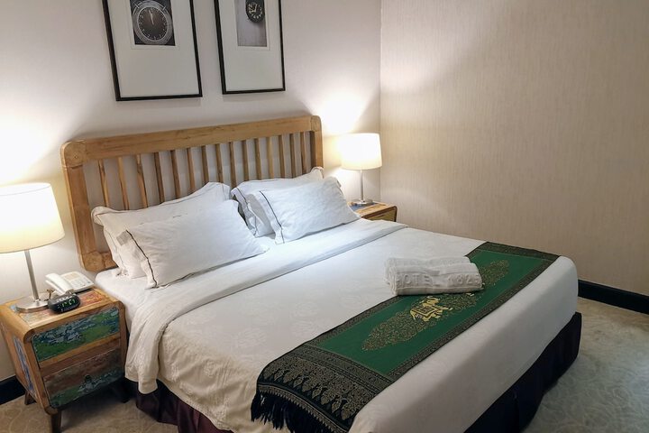 Room 43 of 82
