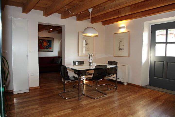 Room 13 of 41