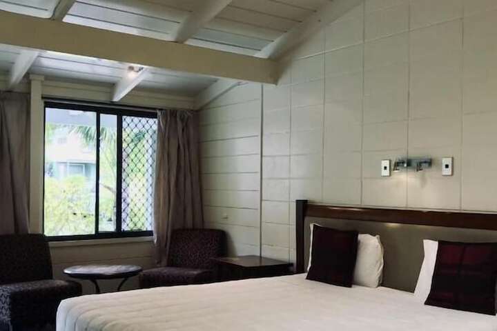 Room 29 of 174