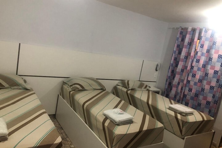Room 18 of 28