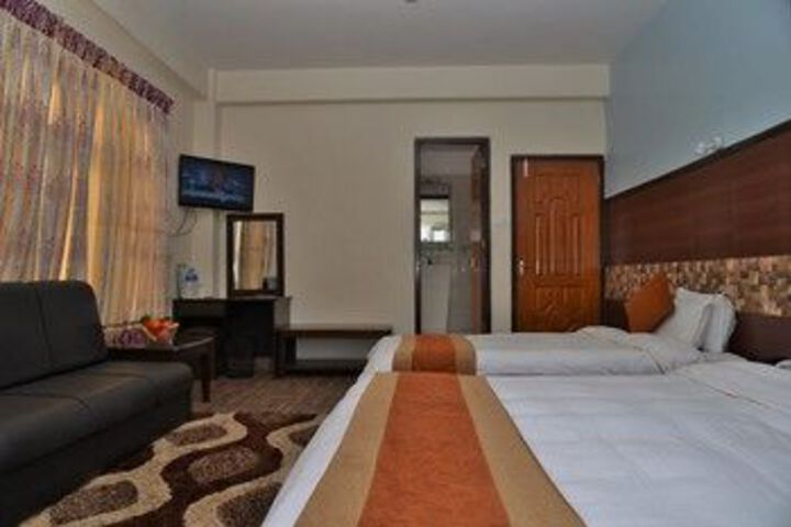 Room 40 of 70
