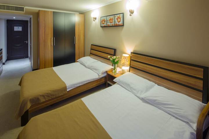 Room 29 of 67