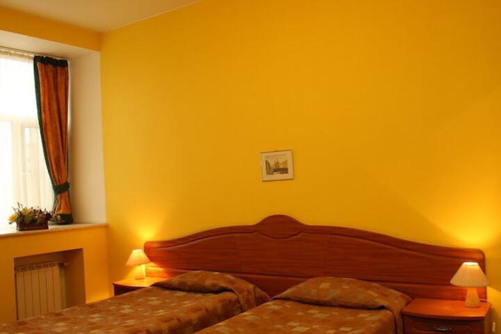 Room 29 of 115