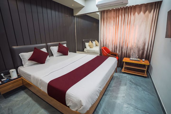 Room 27 of 50