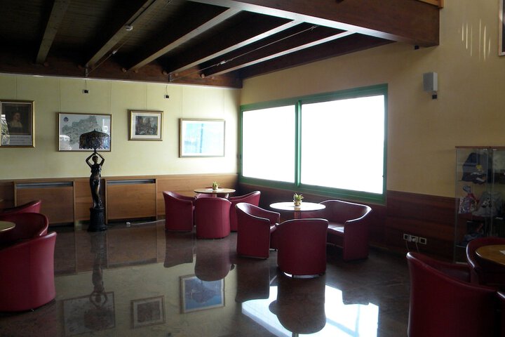 Hotel Interior 7 of 58