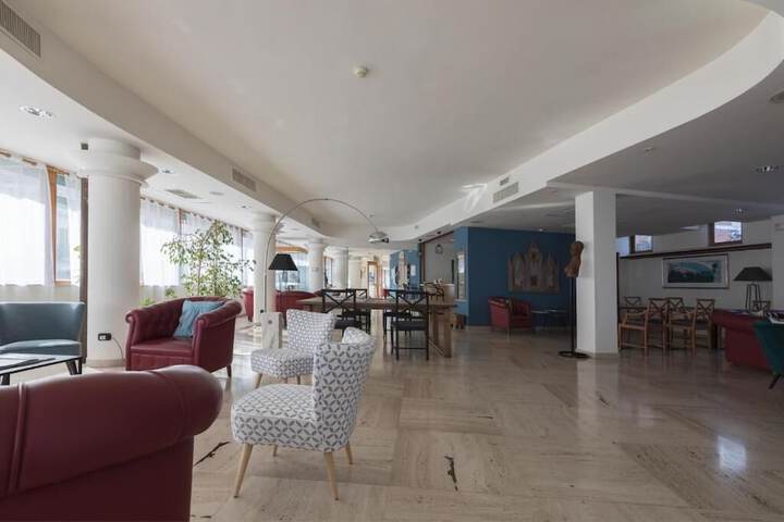 Hotel Lobby