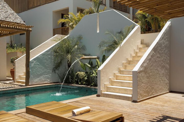 Pool 86 of 122