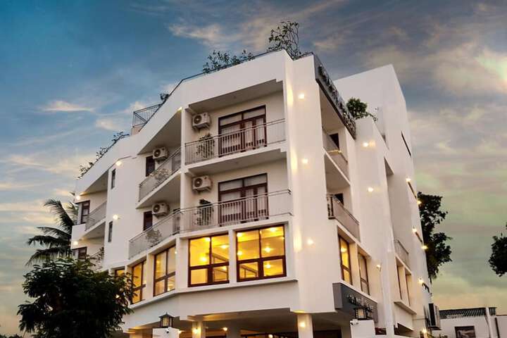 Grand 7 Hotel Kesbewa