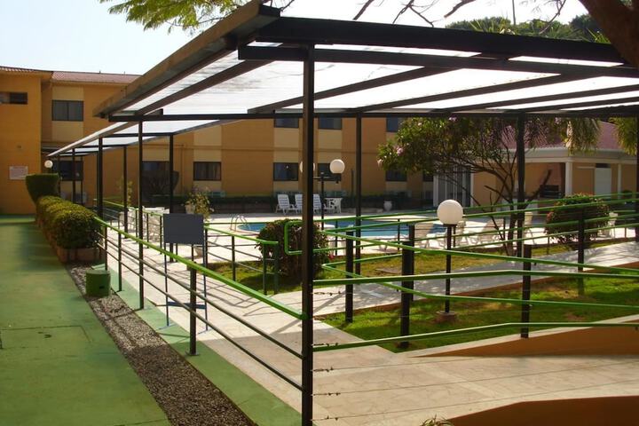 Pools & Facilities