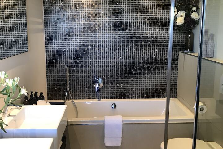 Room 45 of 69