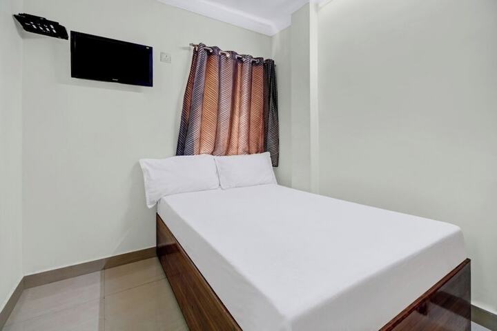 Room 8 of 23