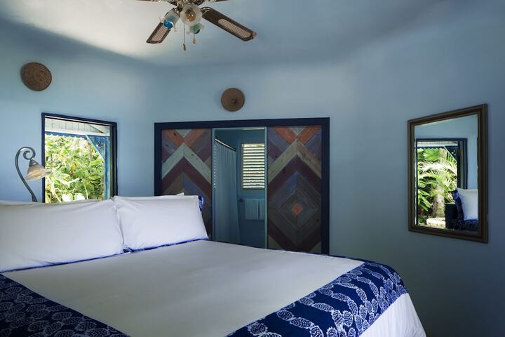 Room 17 of 30