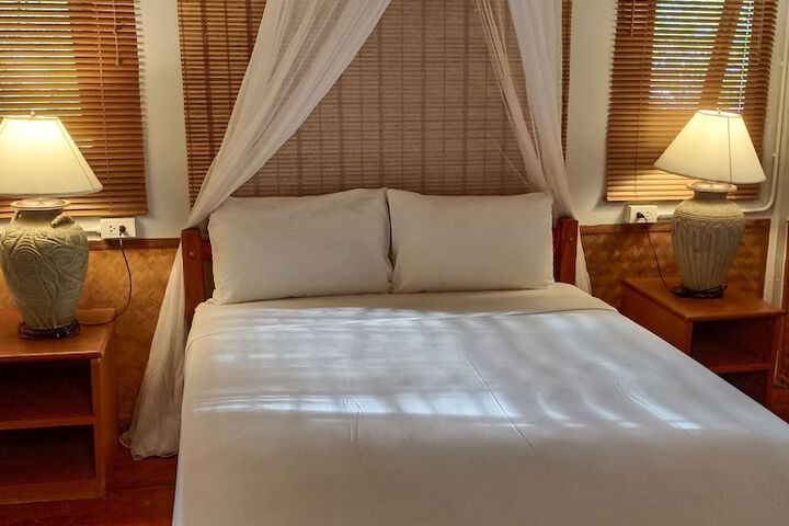 Room 2 of 21
