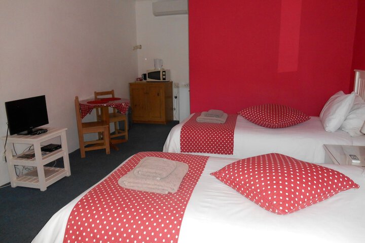 Room 18 of 50