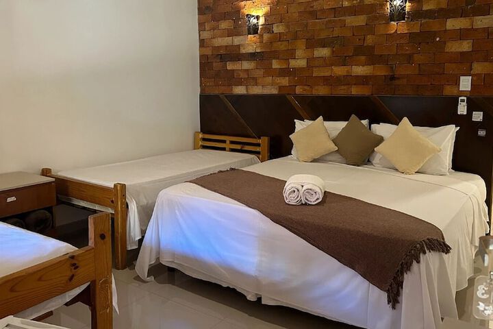 Room 9 of 39