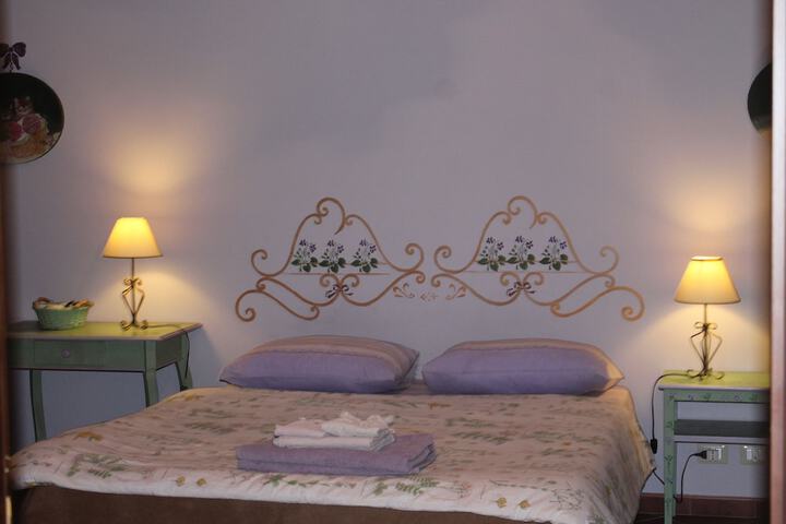 Room 5 of 41